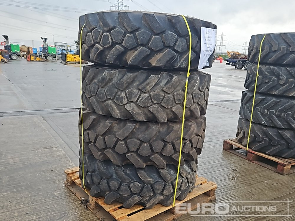 15.5-25 Tye (4 of) - Anvelopă: Foto 1 15.5-25 Tye (4 of) - Anvelopă: Foto 1