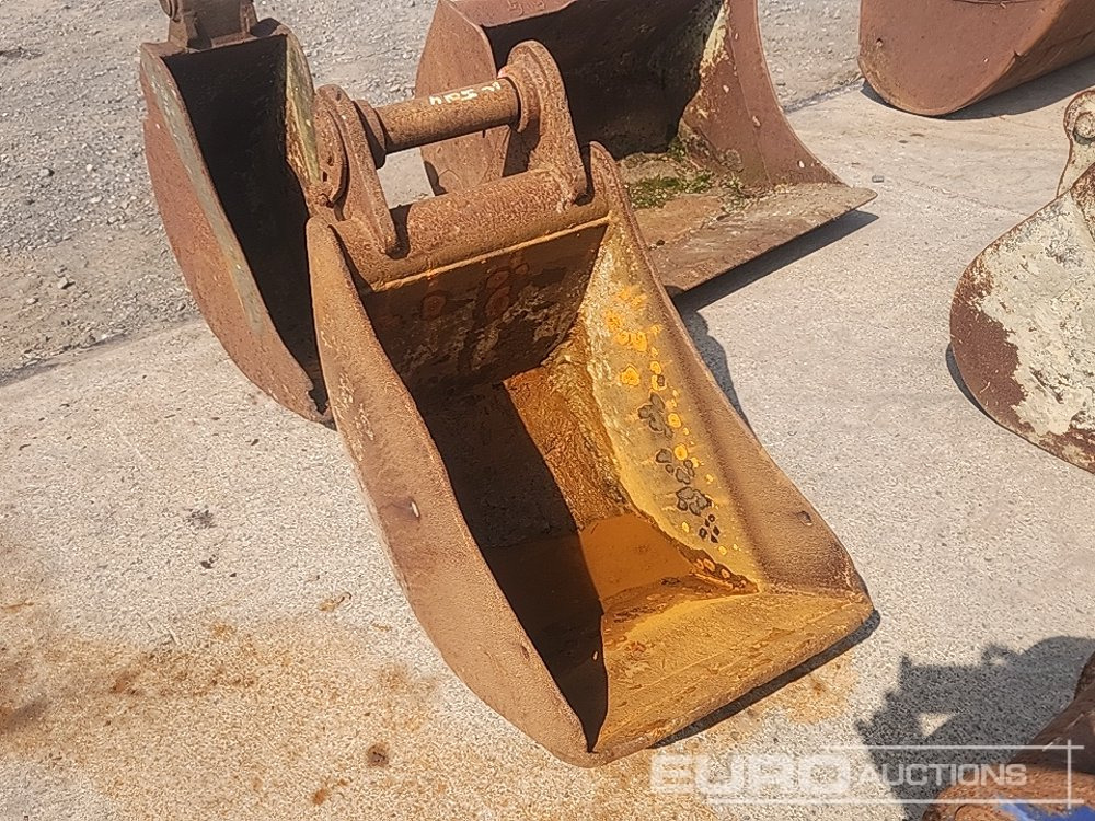 18" Digging Bucket 60mm Pin to suit 10-12 Ton Excavator - Cupă: Foto 1 18" Digging Bucket 60mm Pin to suit 10-12 Ton Excavator - Cupă: Foto 1