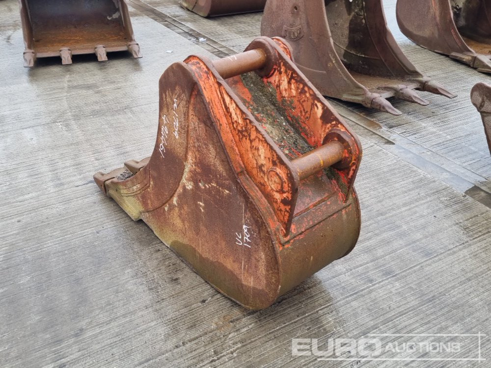18" Scoop Bucket 65mm Pin to suit 13 Ton Excavator - Cupă: Foto 3 18" Scoop Bucket 65mm Pin to suit 13 Ton Excavator - Cupă: Foto 3