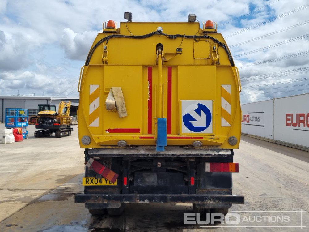 2004 Iveco ML130E18K - Măturătoare stradală: Foto 4 2004 Iveco ML130E18K - Măturătoare stradală: Foto 4