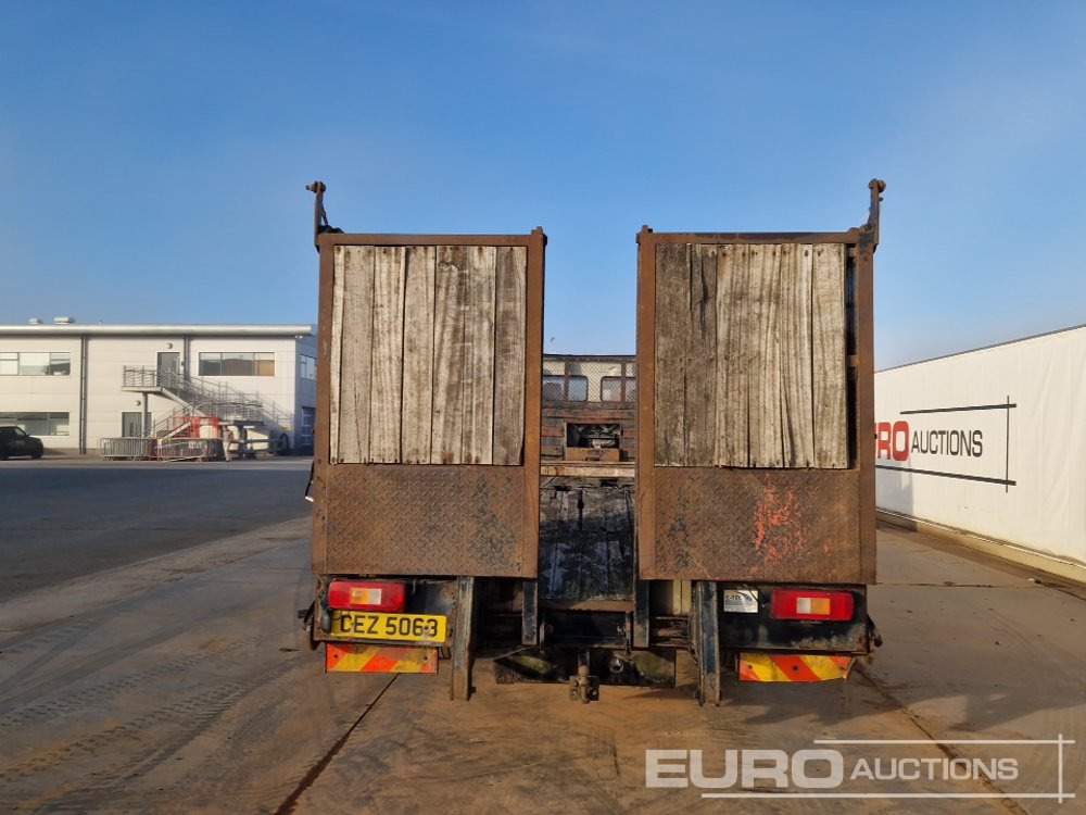 2005 Volvo FL220 - Camion platformă: Foto 4 2005 Volvo FL220 - Camion platformă: Foto 4