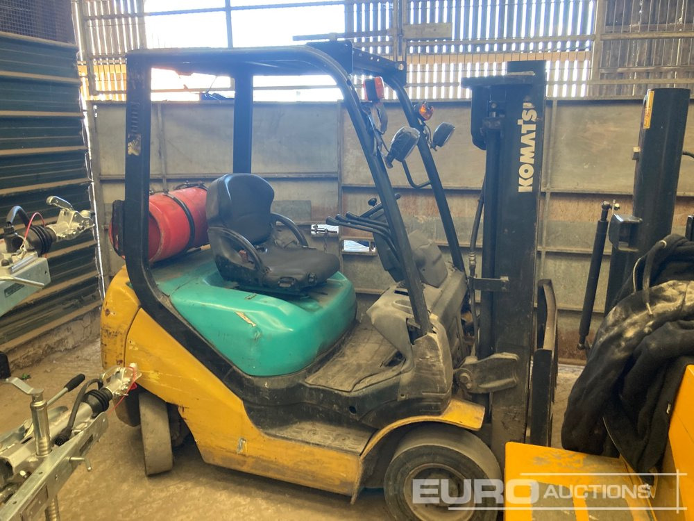 2006 Komatsu FG18HT-20R - Motostivuitor: Foto 1 2006 Komatsu FG18HT-20R - Motostivuitor: Foto 1