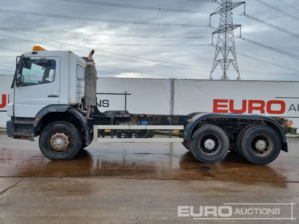 2006 Mercedes Axor 2633 - Camion şasiu: Foto 2 2006 Mercedes Axor 2633 - Camion şasiu: Foto 2