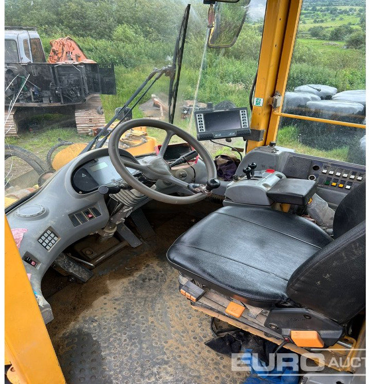 2006 Volvo L150E - Încărcător frontal pe pneuri: Foto 4 2006 Volvo L150E - Încărcător frontal pe pneuri: Foto 4