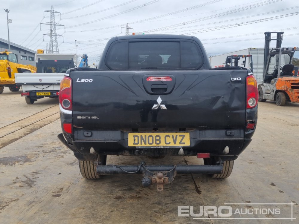 2008 Mitsubishi L200 - Pick-up: Foto 4 2008 Mitsubishi L200 - Pick-up: Foto 4