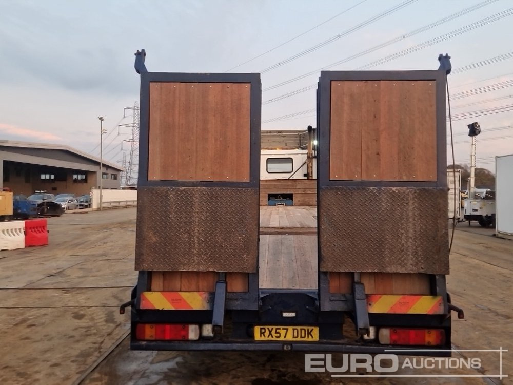 2008 Scania P340 - Camion platformă: Foto 4 2008 Scania P340 - Camion platformă: Foto 4