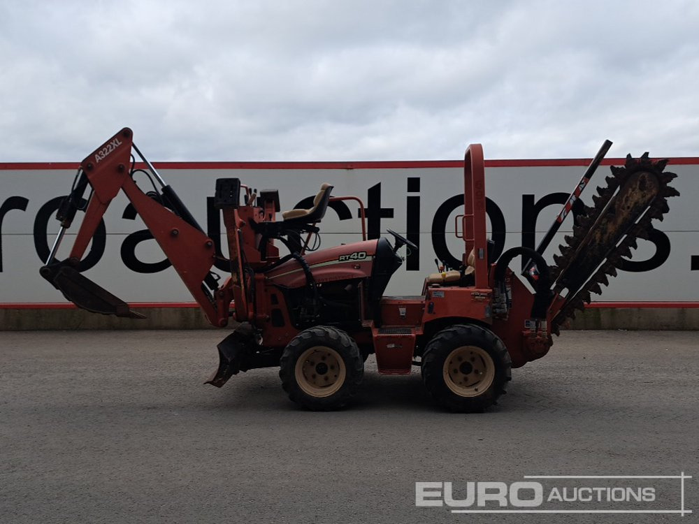 2009 Ditch Witch RT40 - Săpător de şanţuri: Foto 4 2009 Ditch Witch RT40 - Săpător de şanţuri: Foto 4