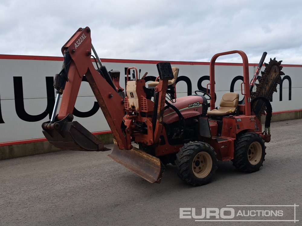 2009 Ditch Witch RT40 - Săpător de şanţuri: Foto 1 2009 Ditch Witch RT40 - Săpător de şanţuri: Foto 1