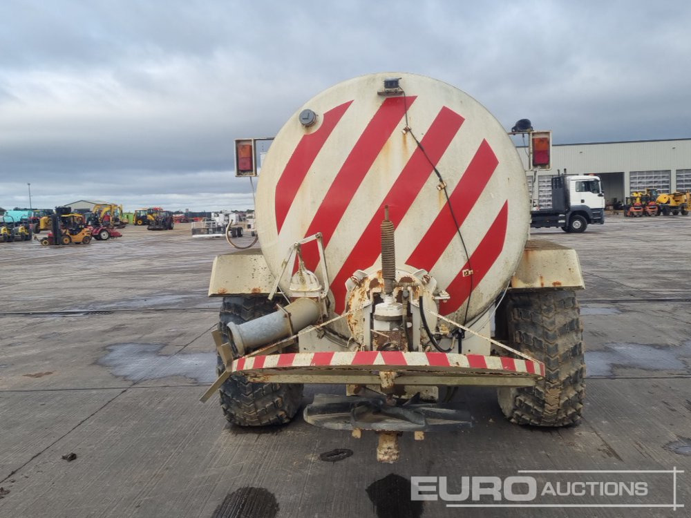 2010 Ace Single Axle Sprung Draw Bar 9000 Litre Dust Supression Unit - Rezervor de stocare: Foto 4 2010 Ace Single Axle Sprung Draw Bar 9000 Litre Dust Supression Unit - Rezervor de stocare: Foto 4