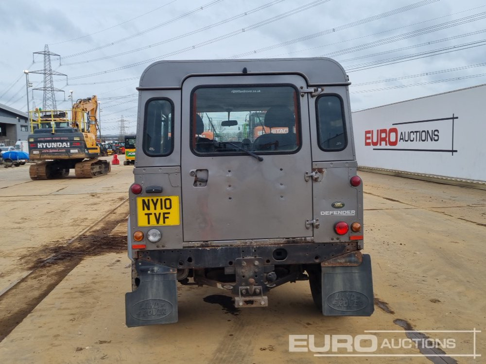 2010 Land Rover Defender - SUV: Foto 4 2010 Land Rover Defender - SUV: Foto 4