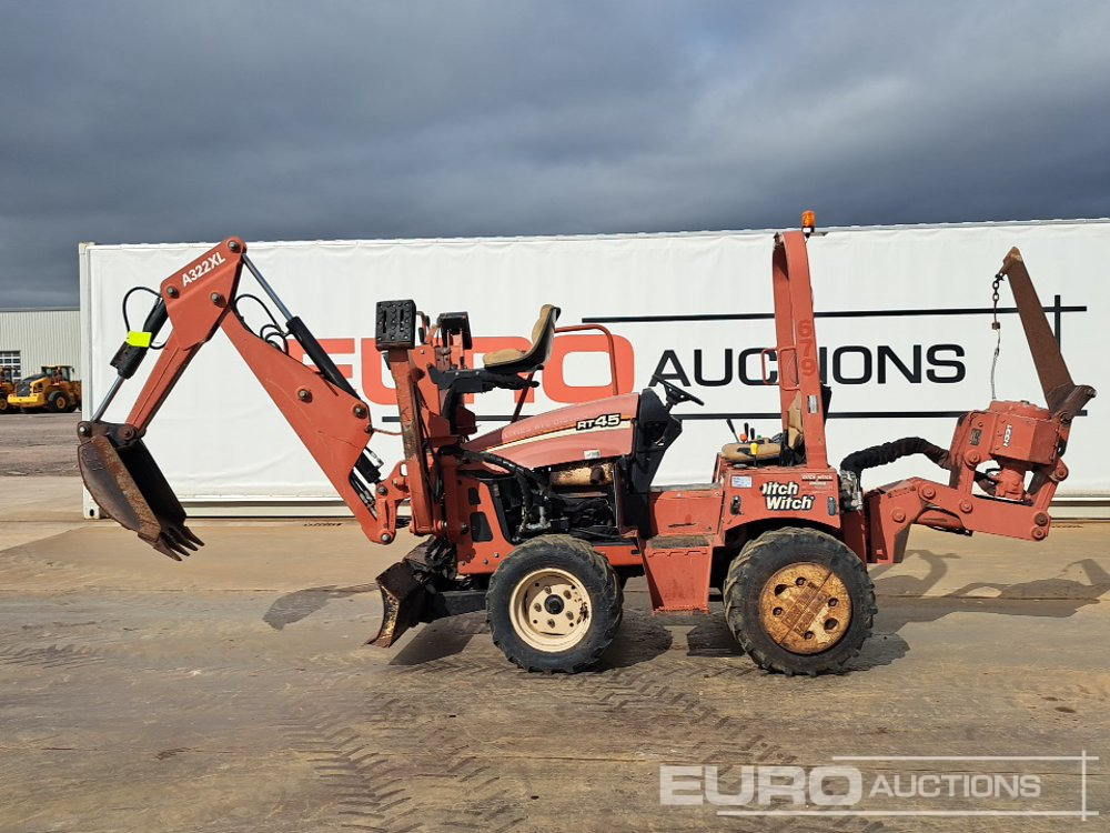 2011 Ditch Witch RT45 - Săpător de şanţuri: Foto 3 2011 Ditch Witch RT45 - Săpător de şanţuri: Foto 3