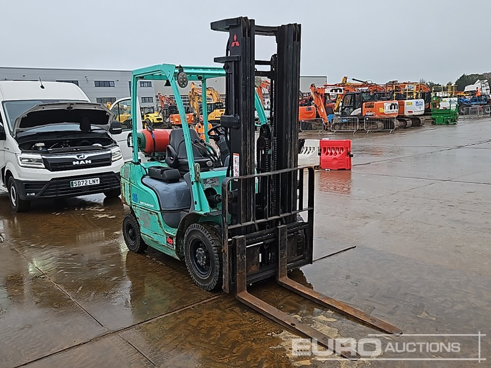 Motostivuitor 2012 Mitsubishi FG25N: Foto 7