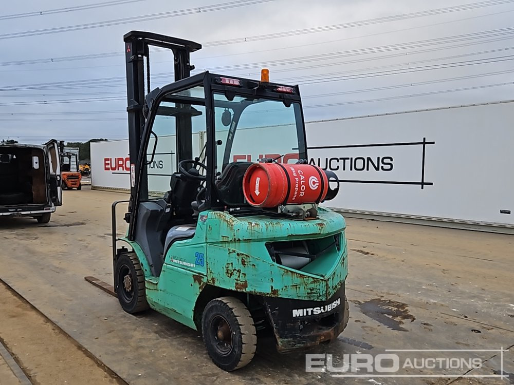 2012 Mitsubishi FG25N - Motostivuitor: Foto 3 2012 Mitsubishi FG25N - Motostivuitor: Foto 3
