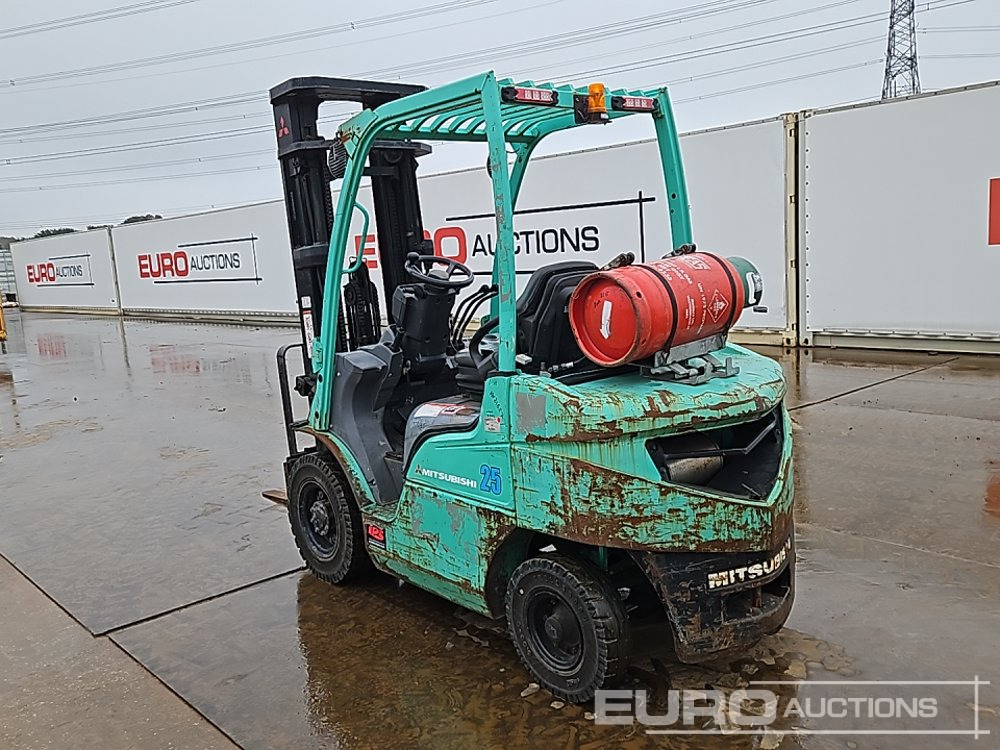 2012 Mitsubishi FG25N - Motostivuitor: Foto 3 2012 Mitsubishi FG25N - Motostivuitor: Foto 3