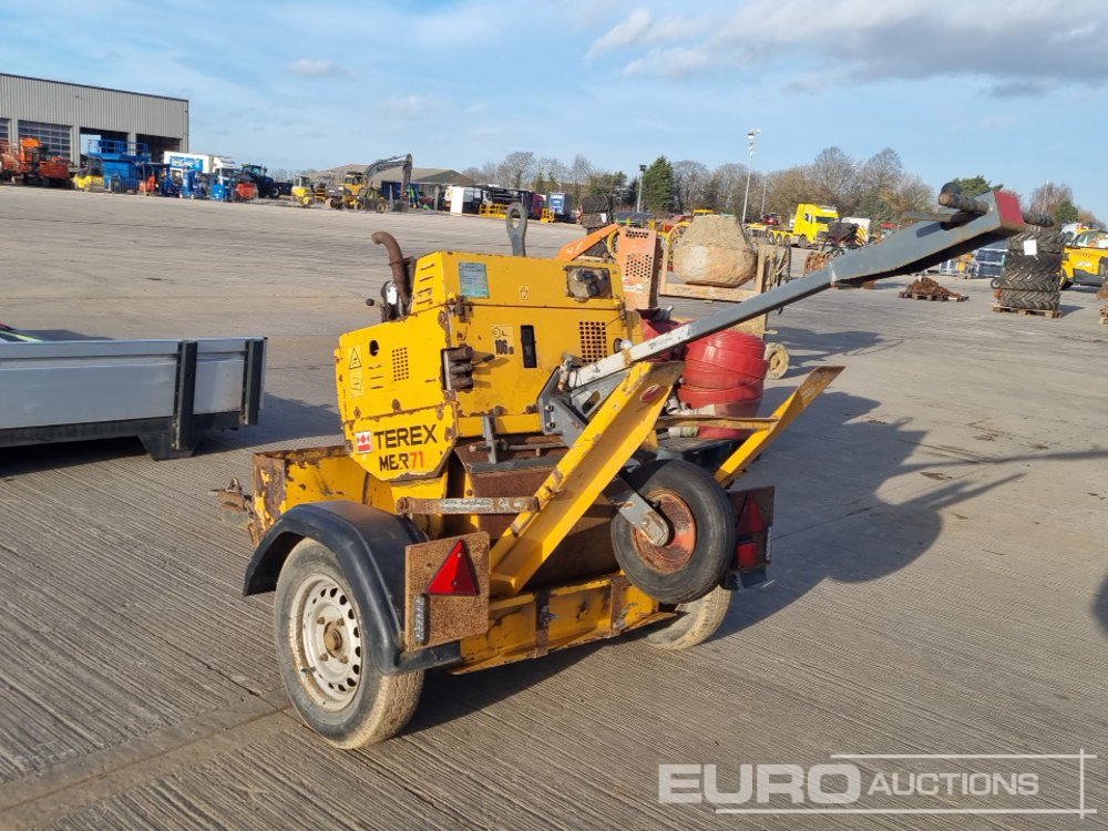 2013 Benford MBR71HEY - Maşină de asfaltat: Foto 3 2013 Benford MBR71HEY - Maşină de asfaltat: Foto 3