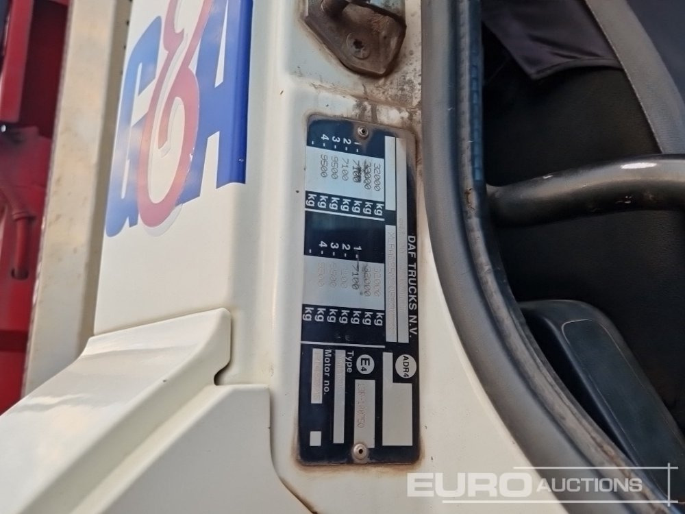 Camion basculantă 2013 DAF CF85.410: Foto 43