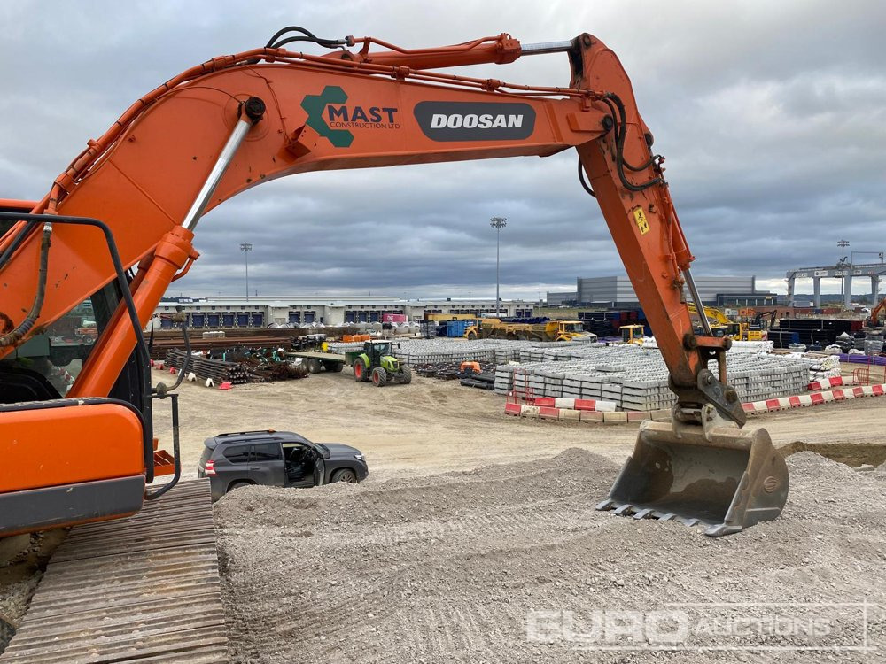 2013 Doosan DX225LC - Excavator pe şenile: Foto 2 2013 Doosan DX225LC - Excavator pe şenile: Foto 2