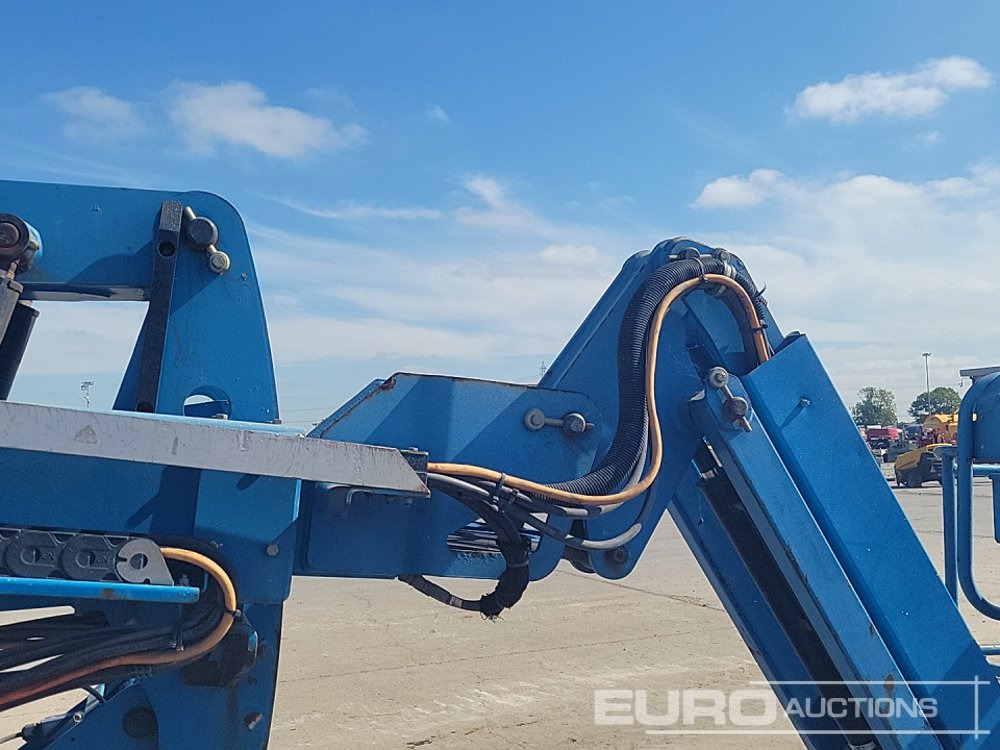 Autopropulsată platformă 2013 Genie Z-45/25J: Foto 14