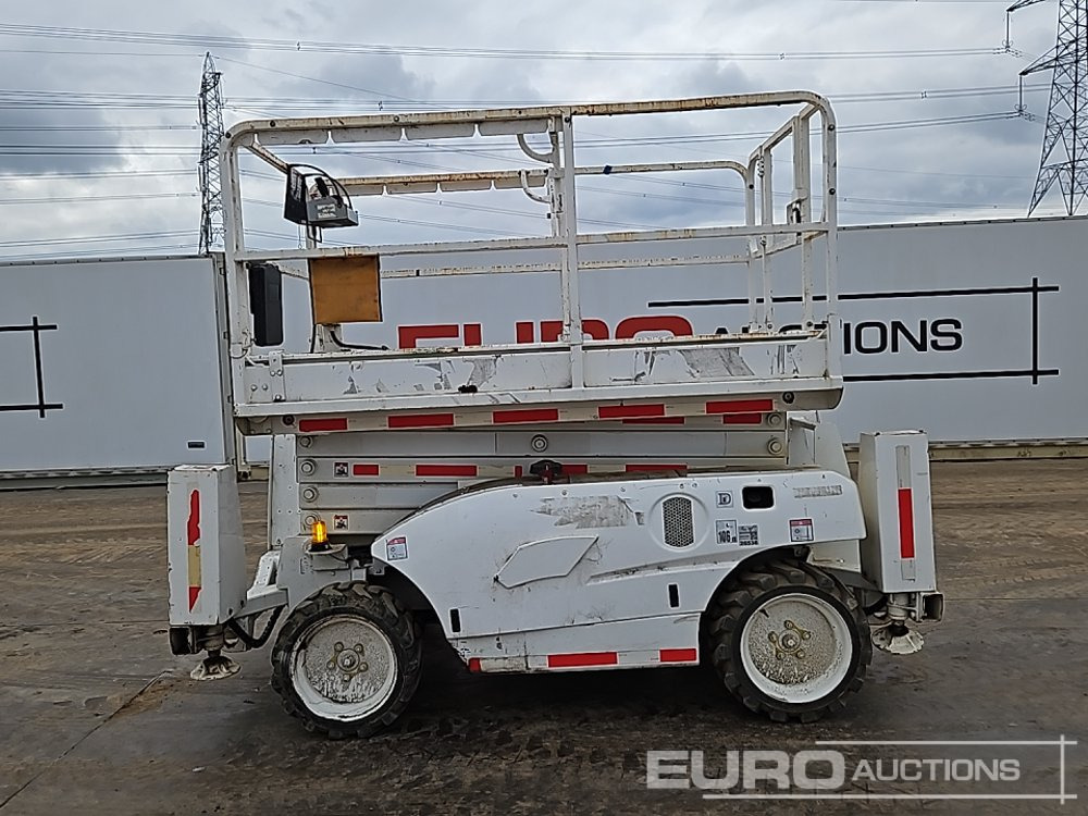 2013 Haulotte Compact 12DX - Autopropulsată platformă: Foto 2 2013 Haulotte Compact 12DX - Autopropulsată platformă: Foto 2