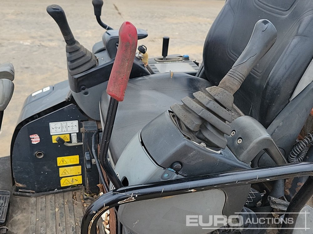 Mini excavator 2013 Hitachi ZX17U-2 YLR: Foto 38