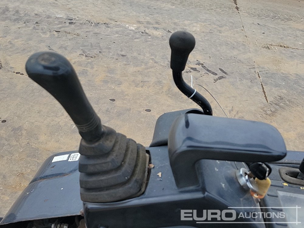 Mini excavator 2013 Hitachi ZX17U-2 YLR: Foto 37