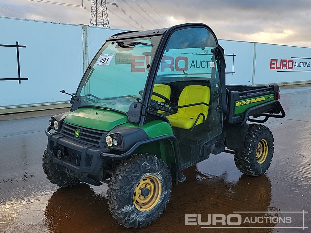2013 John Deere Gator - Atv: Foto 1 2013 John Deere Gator - Atv: Foto 1