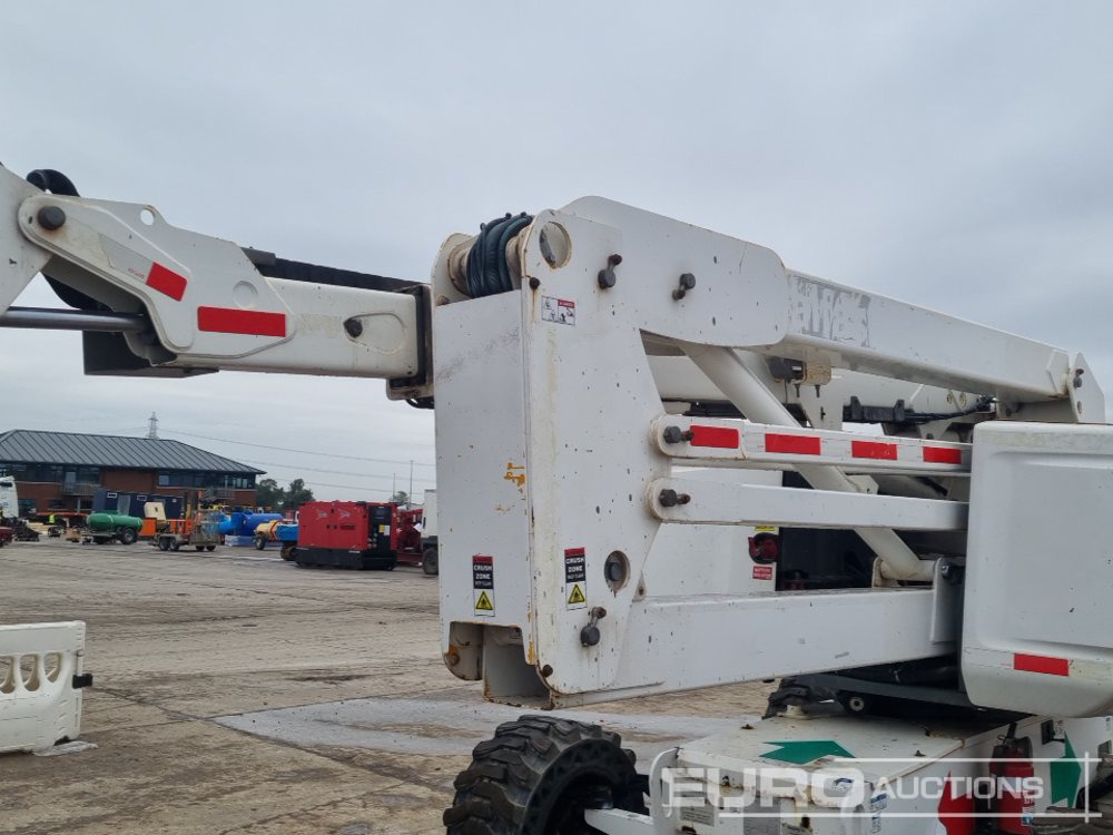 Autopropulsată platformă 2014 Haulotte HA16RTJ PRO: Foto 30