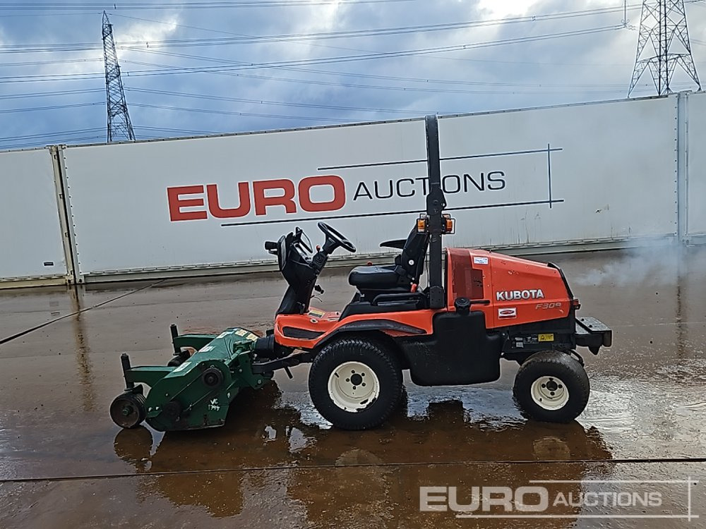 2014 Kubota F3090 - Maşină de tuns iarba: Foto 2 2014 Kubota F3090 - Maşină de tuns iarba: Foto 2