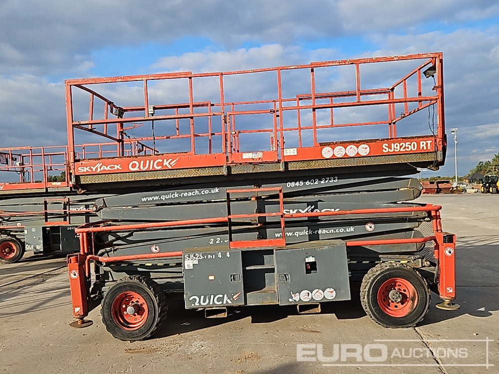 2014 SkyJack SJ9250 - Autopropulsată platformă: Foto 2 2014 SkyJack SJ9250 - Autopropulsată platformă: Foto 2