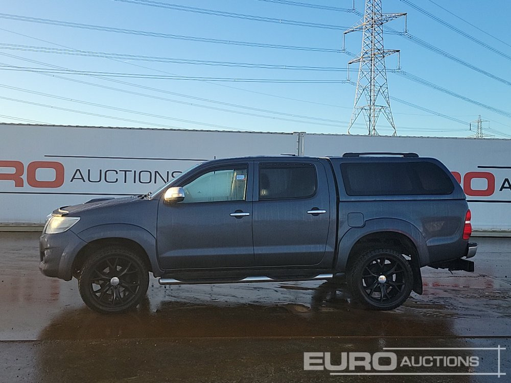 2014 Toyota Hilux - Pick-up: Foto 2 2014 Toyota Hilux - Pick-up: Foto 2