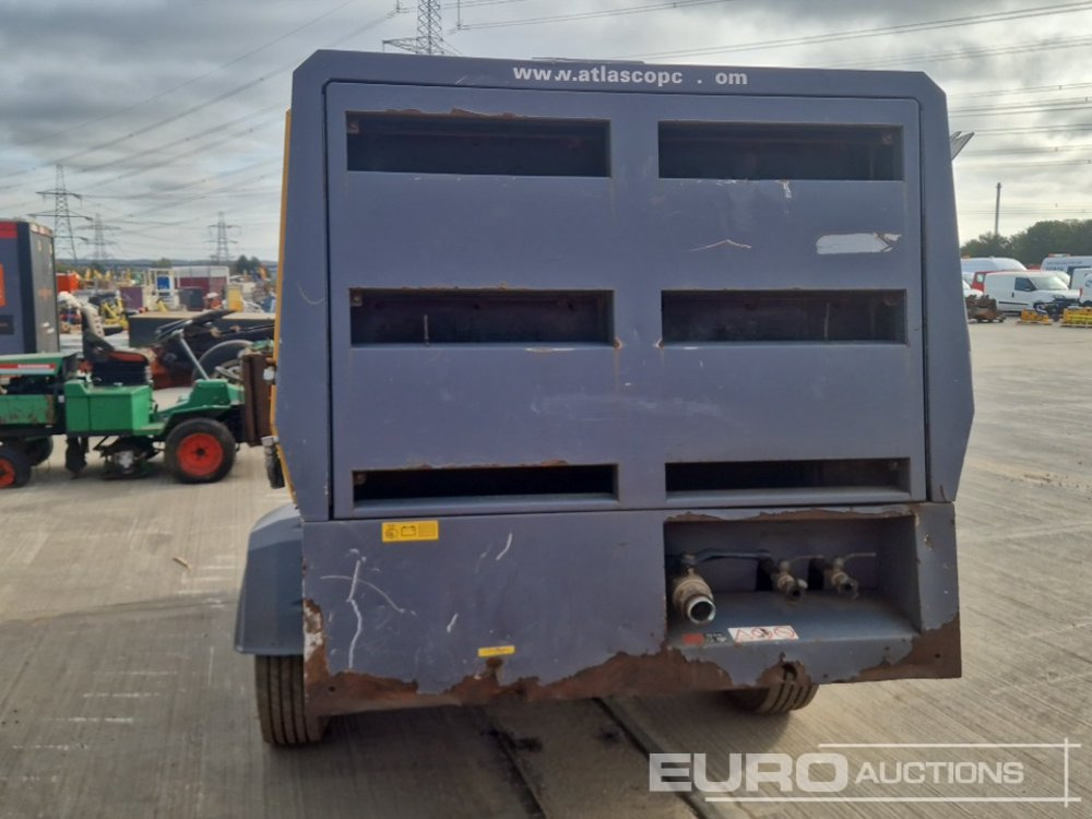 2015 Atlas Copco XAHS237 - Compresor de aer: Foto 4 2015 Atlas Copco XAHS237 - Compresor de aer: Foto 4