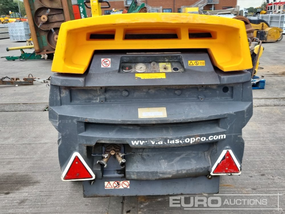 2015 Atlas Copco XAS67 - Compresor de aer: Foto 4 2015 Atlas Copco XAS67 - Compresor de aer: Foto 4
