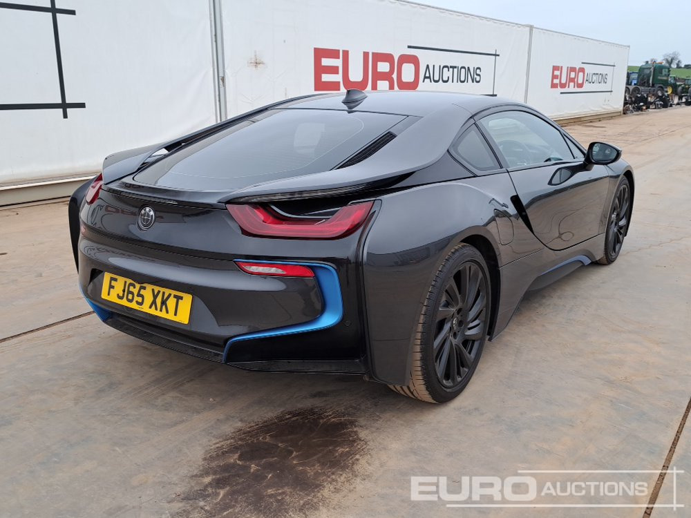 2015 BMW I8 - Automobil: Foto 5 2015 BMW I8 - Automobil: Foto 5