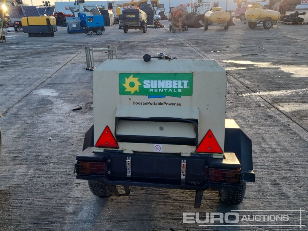 2015 Doosan 720 - Compresor de aer: Foto 4 2015 Doosan 720 - Compresor de aer: Foto 4