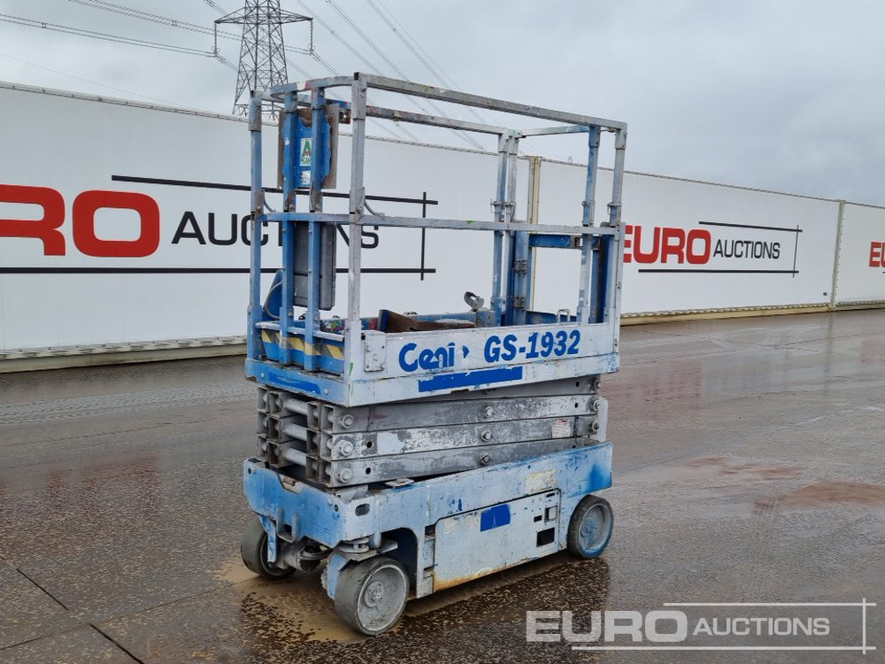 2015 Genie 1932 - Autopropulsată platformă: Foto 1 2015 Genie 1932 - Autopropulsată platformă: Foto 1