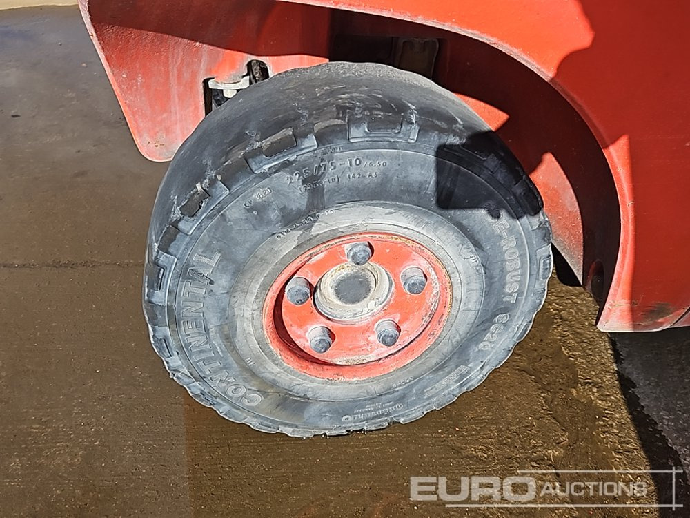 2015 Linde H30D-02 - Stivuitor diesel: Foto 4 2015 Linde H30D-02 - Stivuitor diesel: Foto 4