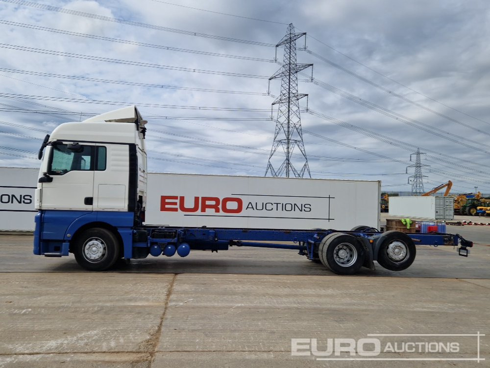 2015 MAN TGX26.440 - Camion şasiu: Foto 2 2015 MAN TGX26.440 - Camion şasiu: Foto 2