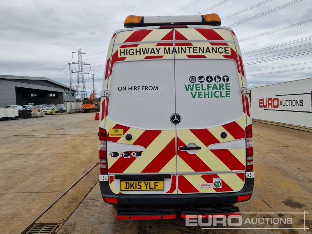 2015 Mercedes Sprinter - Autoutilitară cabină dublă, Dubă: Foto 4 2015 Mercedes Sprinter - Autoutilitară cabină dublă, Dubă: Foto 4