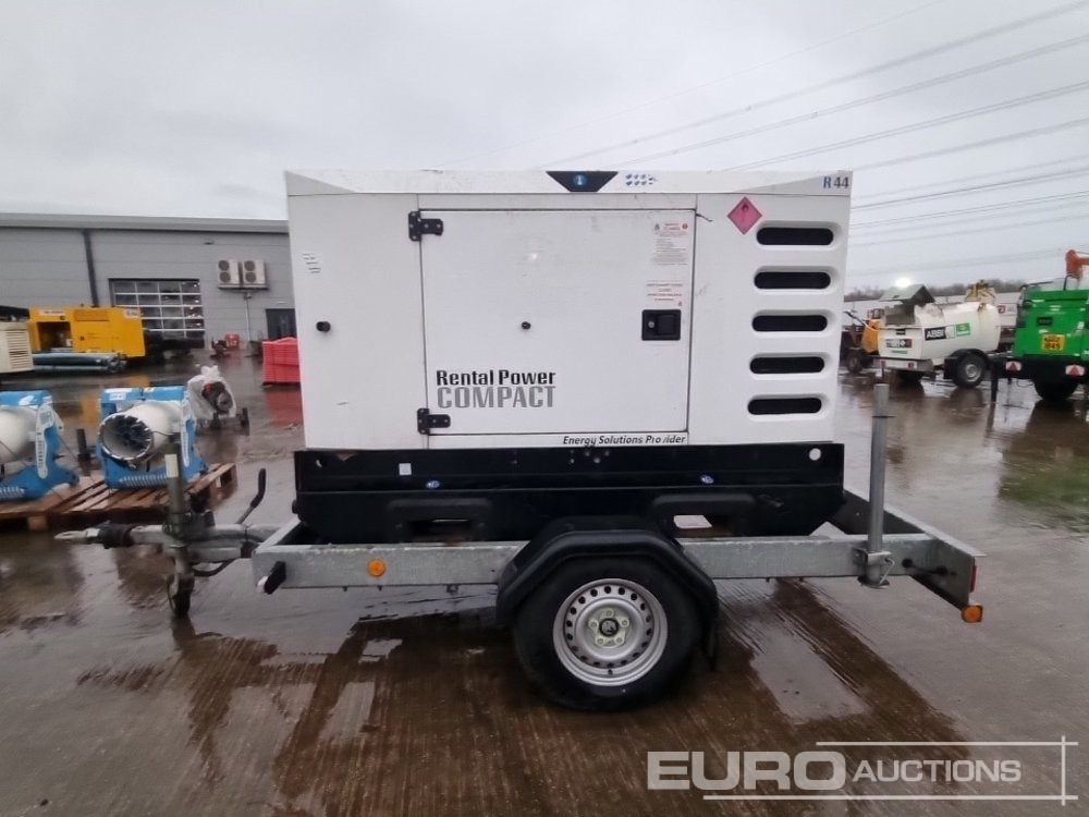 2015 SDMO R44 - Generator electric: Foto 2 2015 SDMO R44 - Generator electric: Foto 2