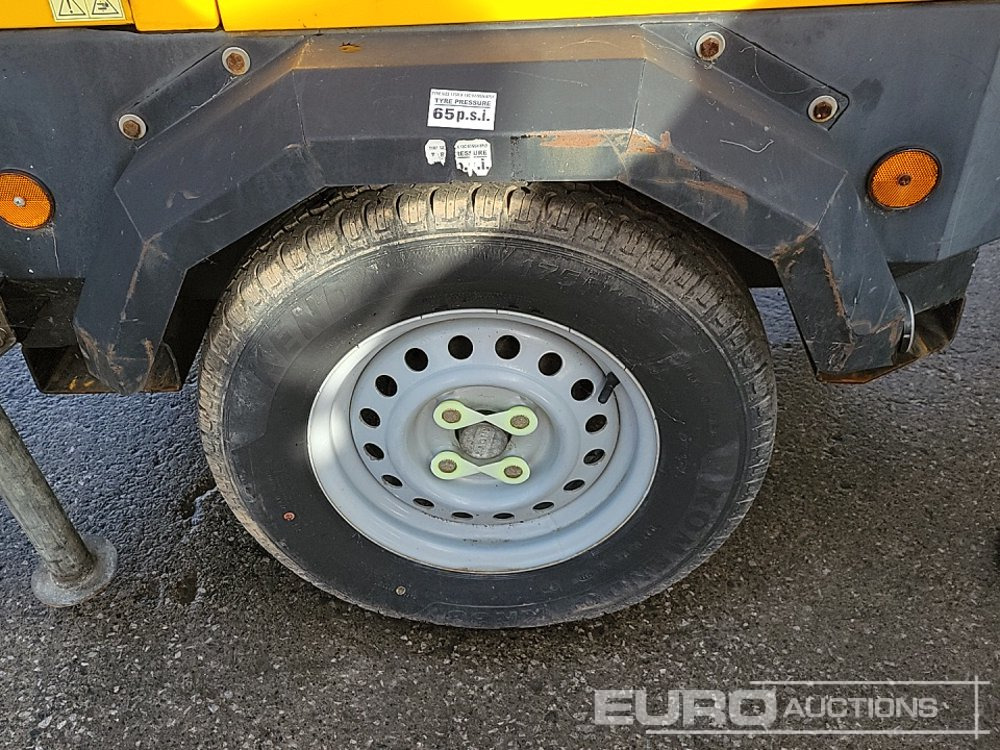 Turnul de iluminat 2016 Generac VB9: Foto 9