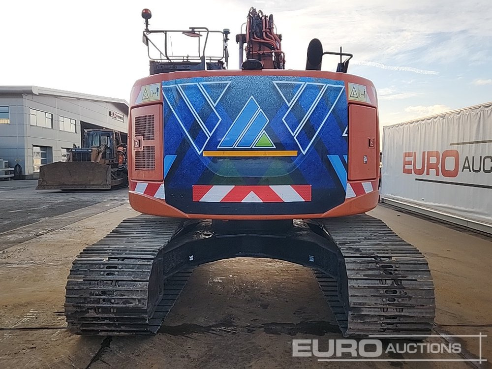 2016 Hitachi ZX225USLC-5B - Excavator pe şenile: Foto 4 2016 Hitachi ZX225USLC-5B - Excavator pe şenile: Foto 4