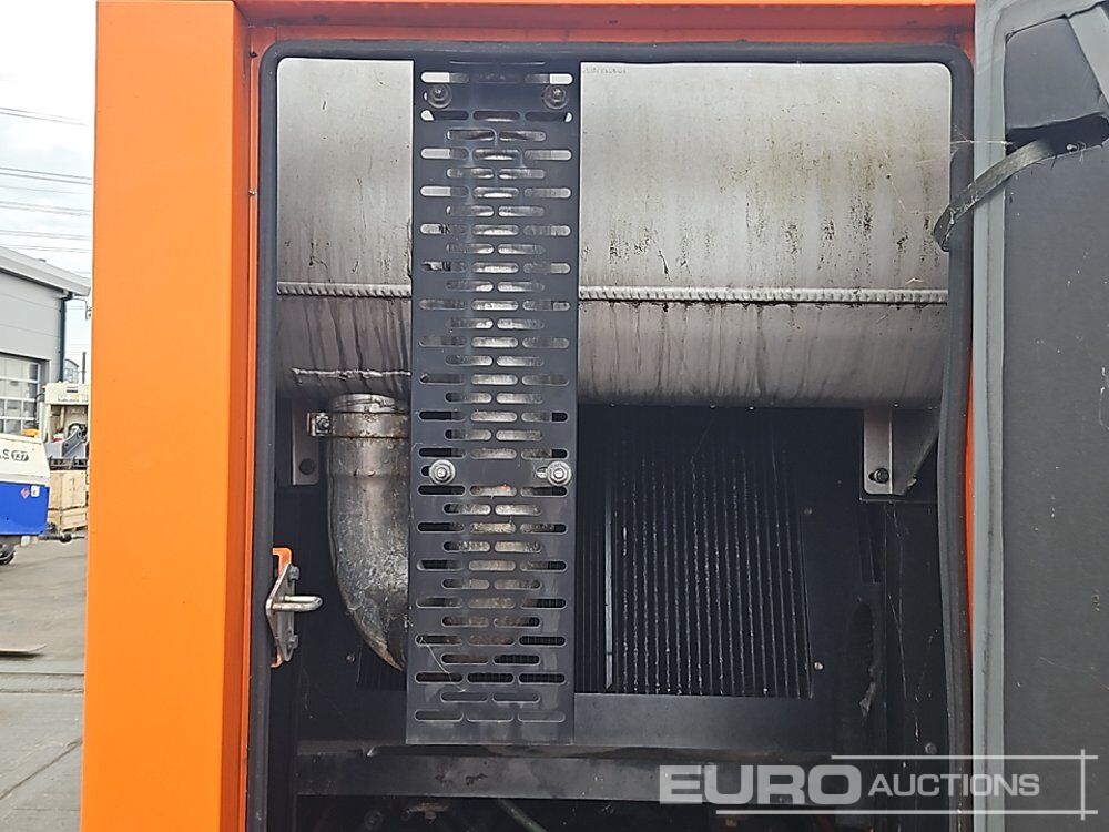 Generator electric 2016 SDMO R110C3: Foto 16