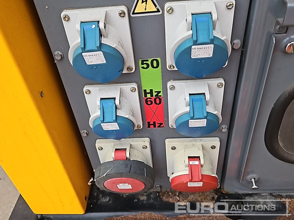 Generator electric 2016 SDMO R220C3: Foto 26 Generator electric 2016 SDMO R220C3: Foto 26