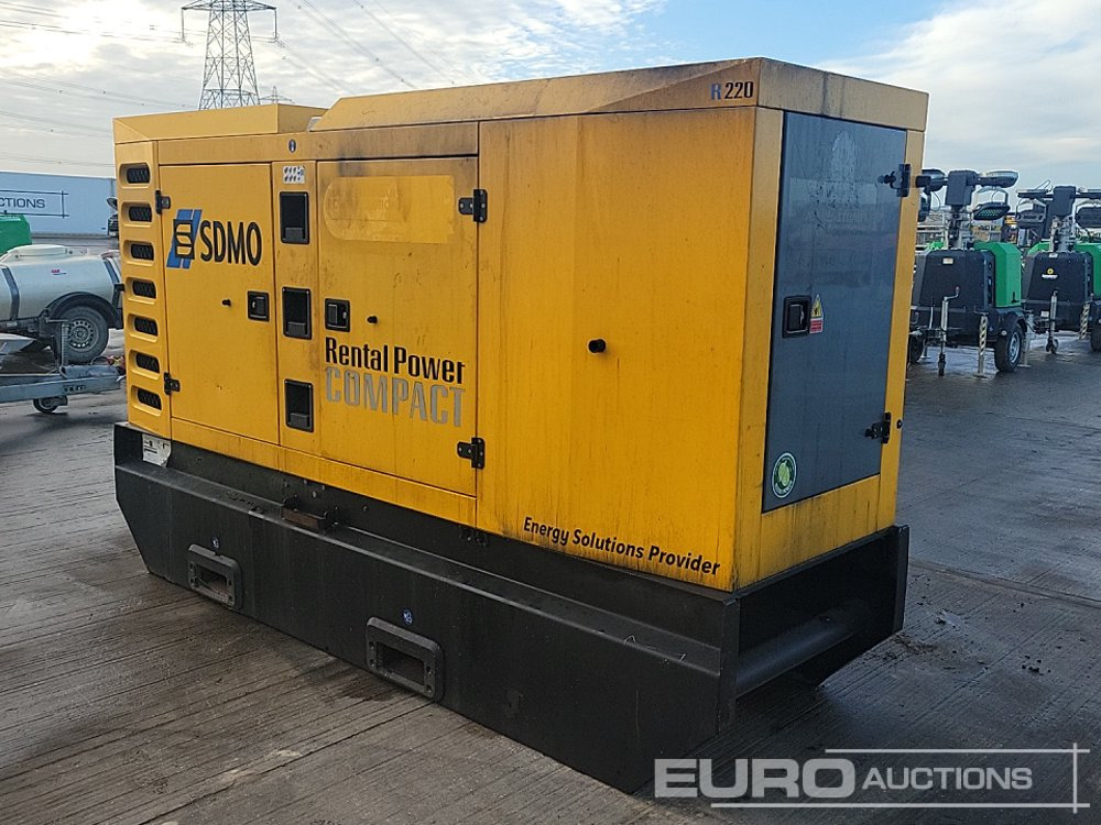 2016 SDMO R220C3 - Generator electric: Foto 3 2016 SDMO R220C3 - Generator electric: Foto 3
