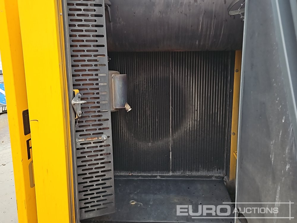 Generator electric 2016 SDMO R220C3: Foto 23 Generator electric 2016 SDMO R220C3: Foto 23