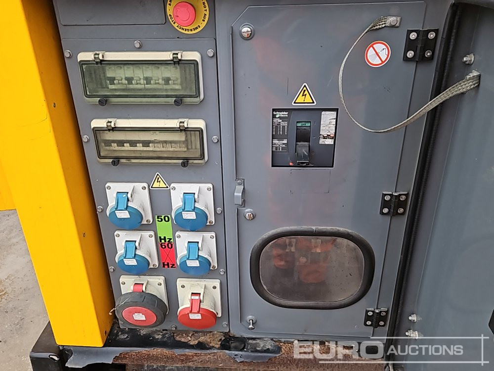 Generator electric 2016 SDMO R220C3: Foto 24 Generator electric 2016 SDMO R220C3: Foto 24
