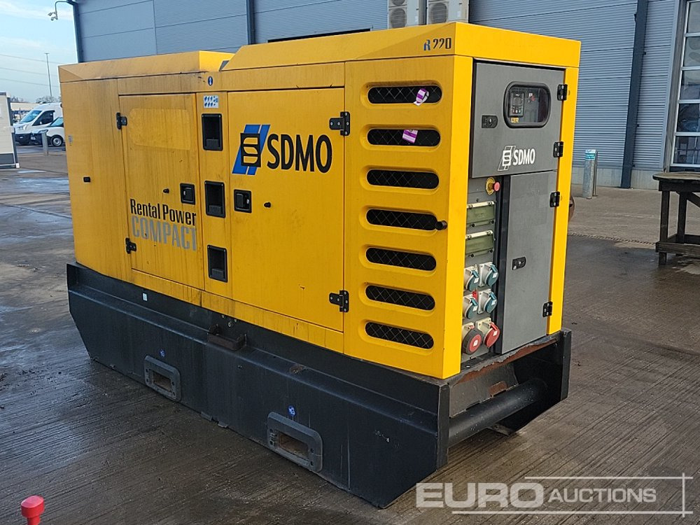 Generator electric 2016 SDMO R220C3: Foto 7 Generator electric 2016 SDMO R220C3: Foto 7