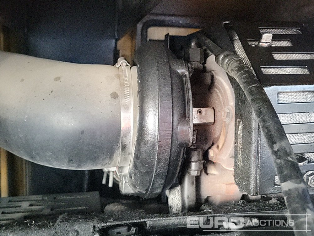 Generator electric 2016 SDMO R220C3: Foto 11 Generator electric 2016 SDMO R220C3: Foto 11