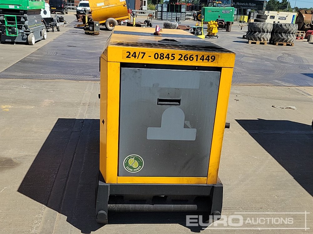 2016 SDMO R22C3 - Generator electric: Foto 2 2016 SDMO R22C3 - Generator electric: Foto 2