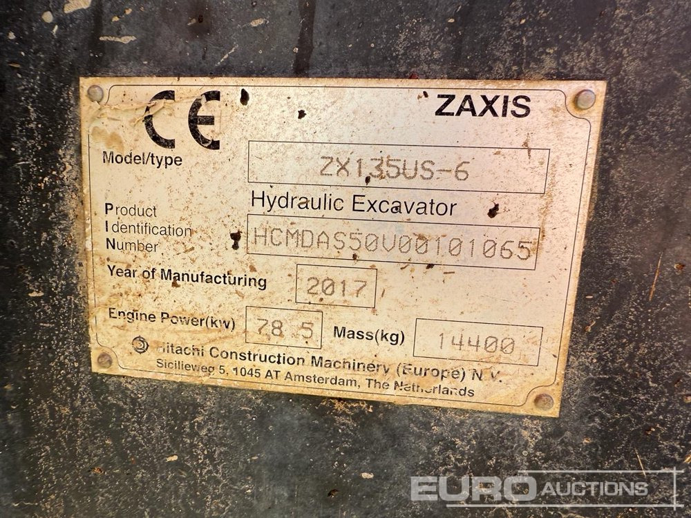 Excavator pe şenile 2017 Hitachi ZX135US-6: Foto 11